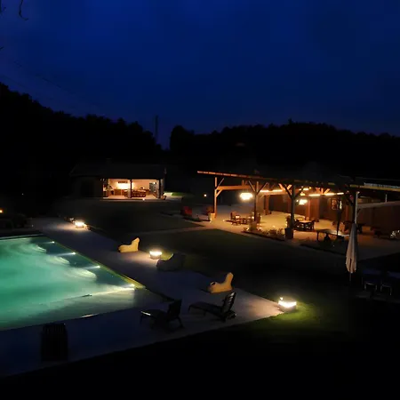Vila Casa Luxe Calders